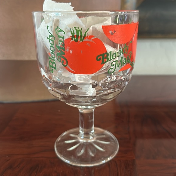 *Vintage* Bloody Mary 16 Ounce Goblet Pedestal Glass - Picture 4 of 13